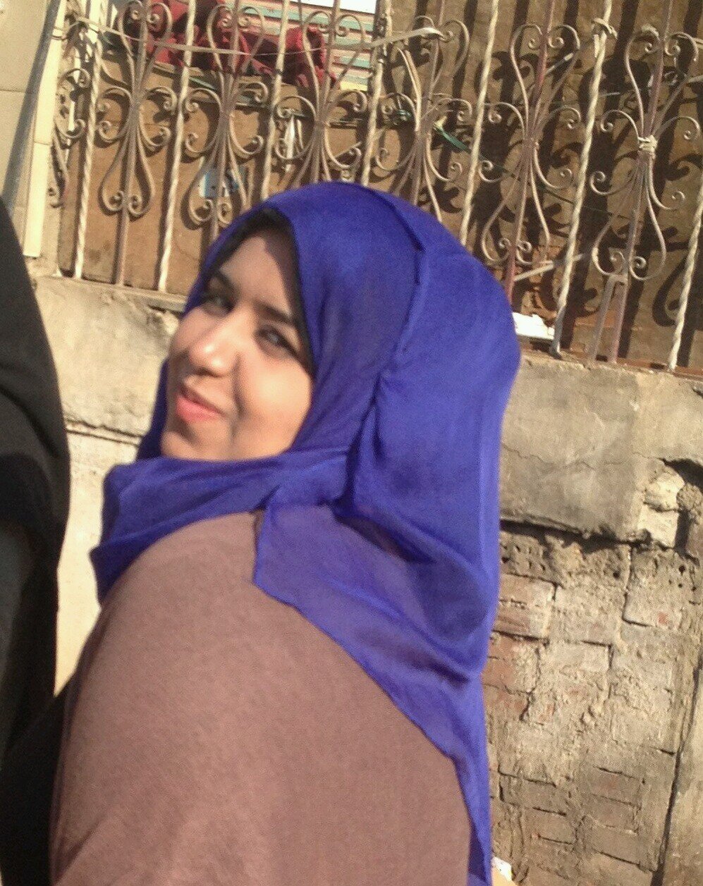 ‏‏يارا عامر اخت آيه عامر :D ...بشتغل مدرسه مدرسه مدرسااااه :D .... الانسان اصله قرد جملتي الشهيره :D