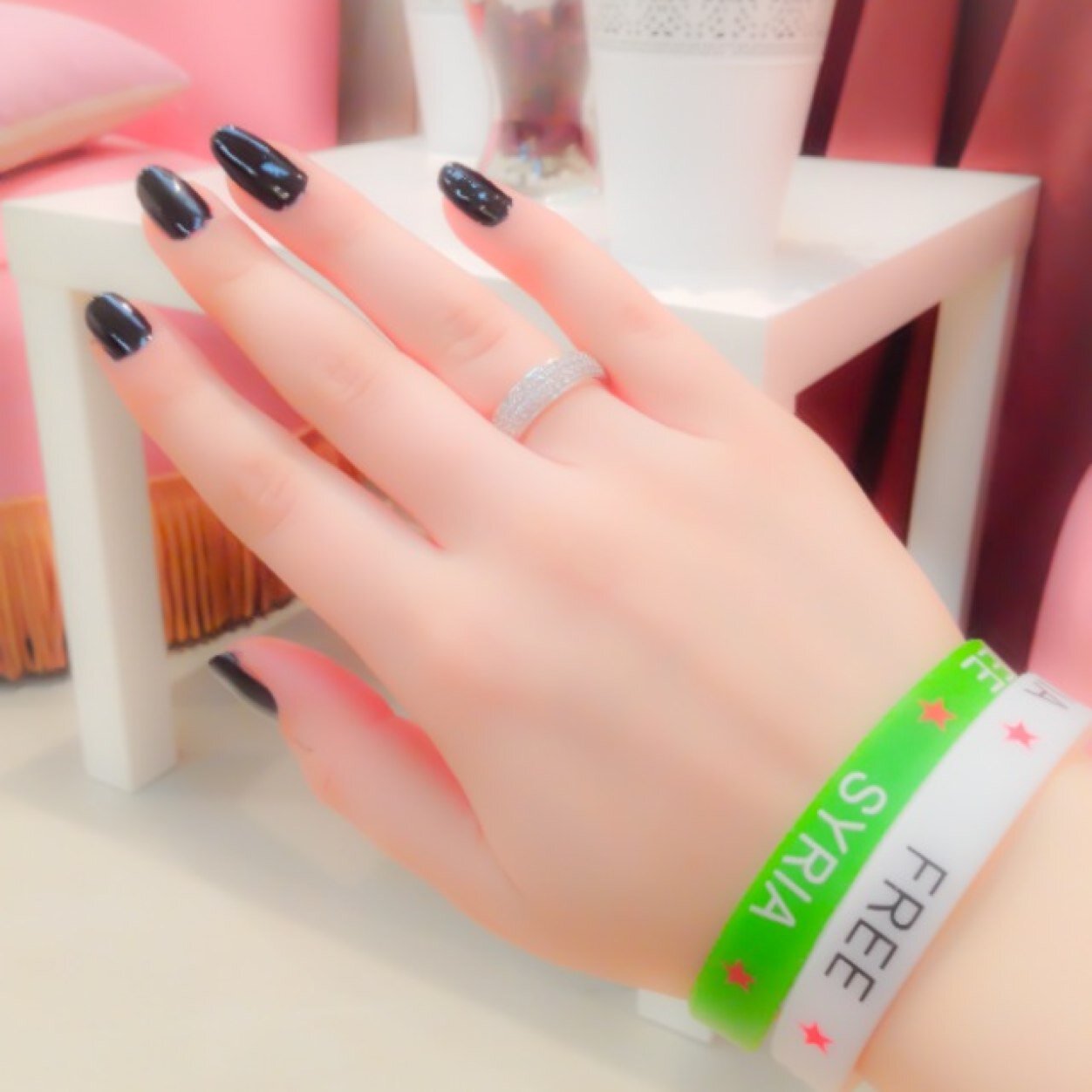 ramasyrianfree's profile picture. صحيح أن للثورة ضحايا ، ولكنهم القربان الذي لا مفر منه كي تتطور الانسانية..!! سوريا يا وجعي ..