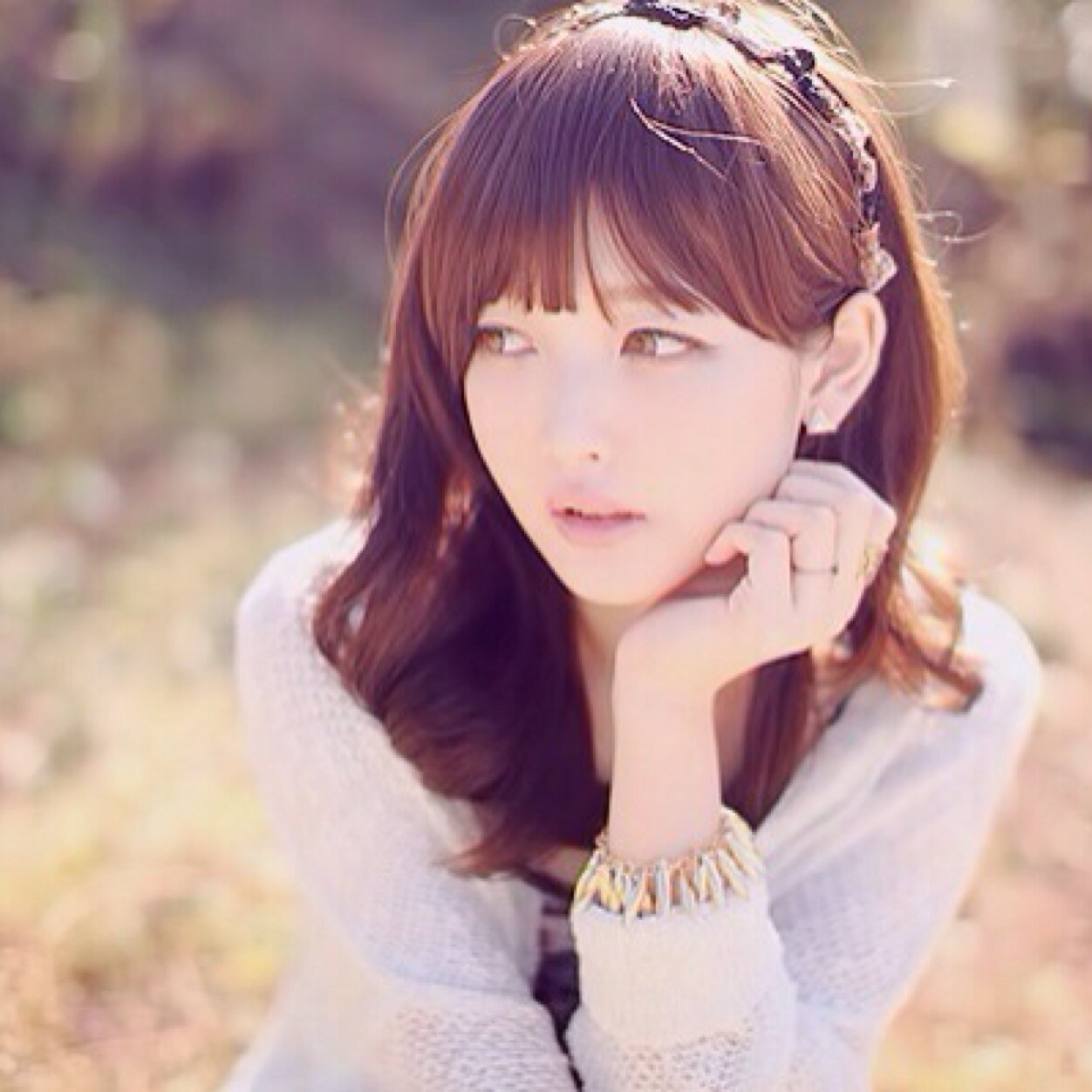 คุณนายยาจกผู้หลงใหลความเลอค่าในทุกสิ่งอย่าง. 8-)