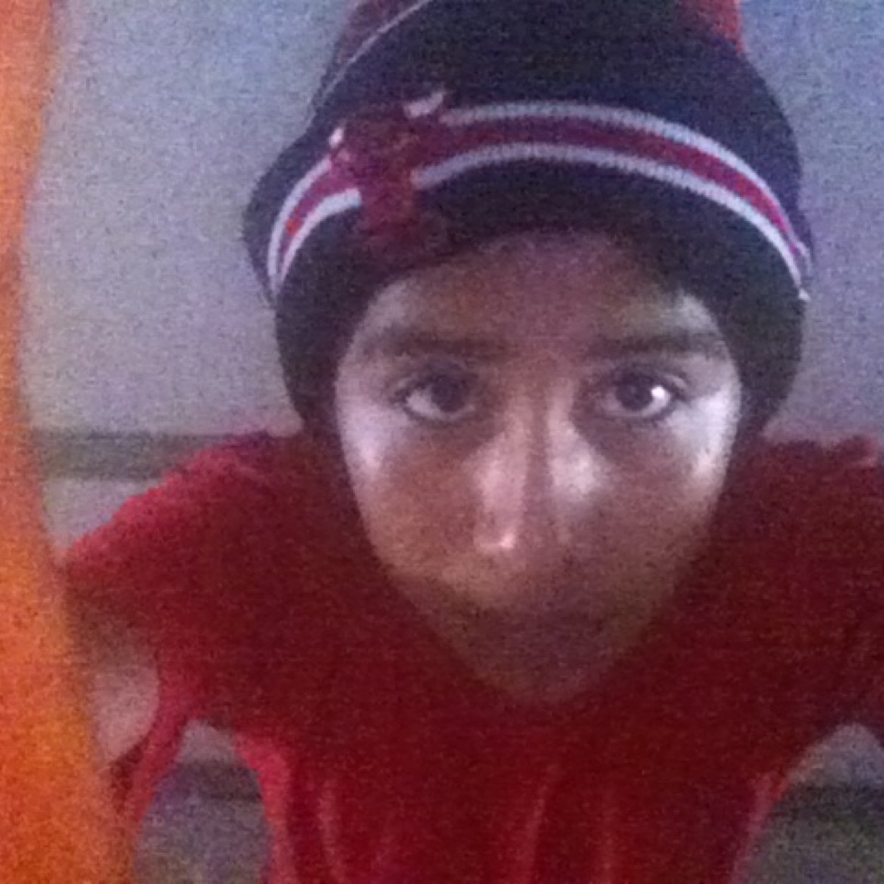 Follow Me Aha (; [[: I'll Follow Back Tho.!