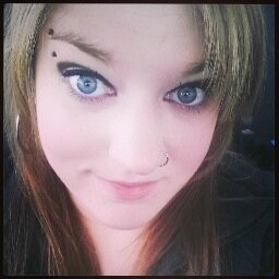 xbuzzyblondx28's profile picture. very open and not afraid to express every feeling i have