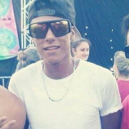Gaucho, 18 anos, Whisky, Big Apple, Red Bull e Absolut!