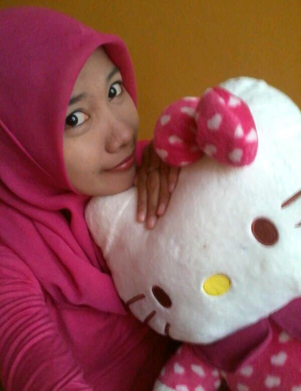 iMuet...uNyuu...smaRt and BeautifuL...:O