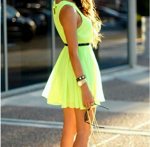 well im stilll goin to school
it wont hurt to follow me :)
i'll follow back :P