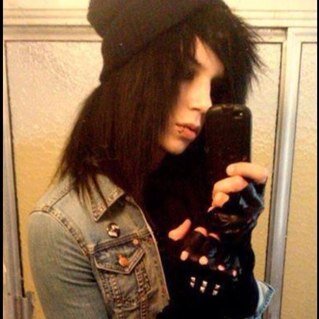 !I AM BULLETPROFF!Huge fan of BVB! BVB Army For life!Andy Ashley Jake Jinxx Cc!!BVB saved me.and errm ¡I'LL NEVER LET YOU STEAL MY COFFIN¡ emery lane is my idol