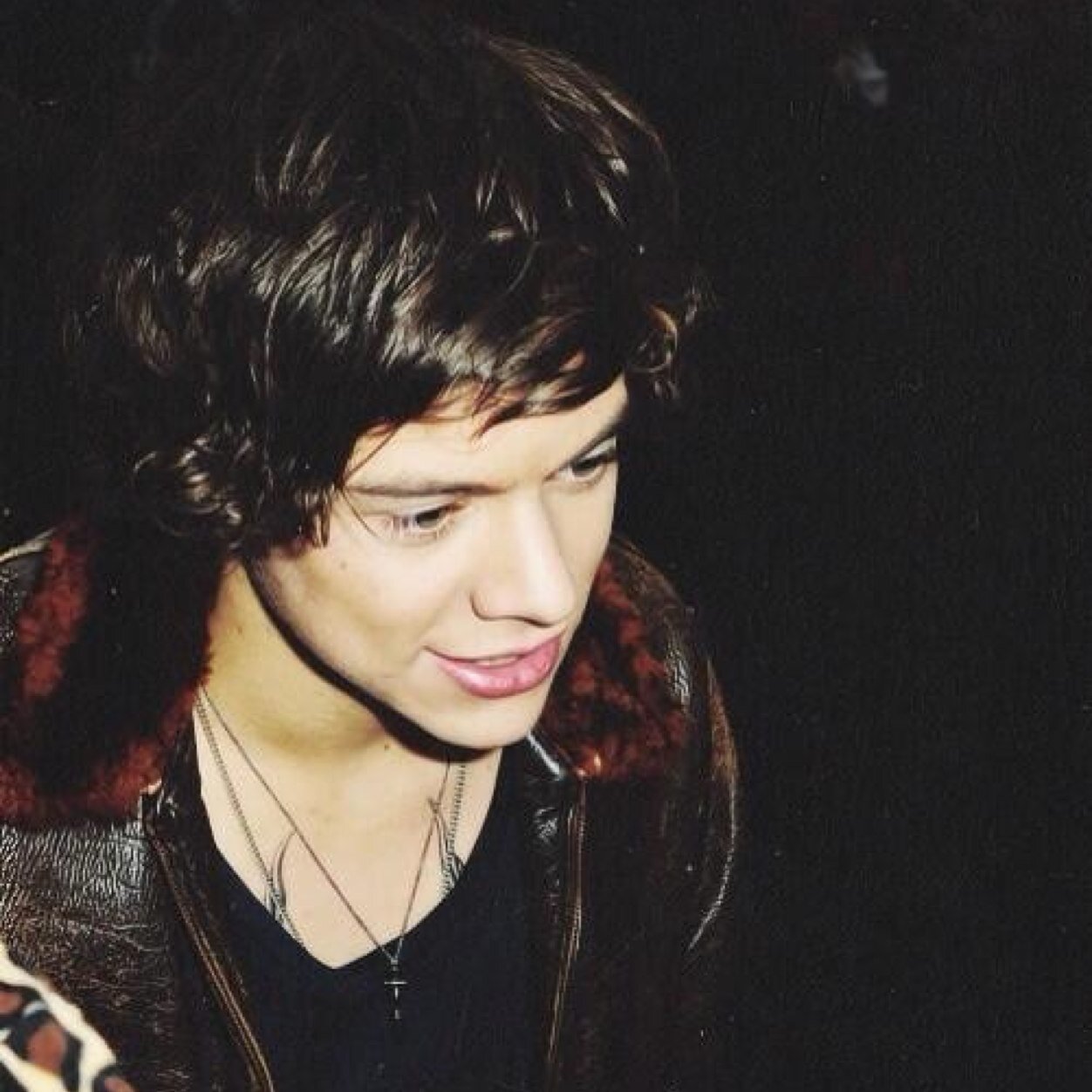Free follow if you could follow @_Quesadilla_ and @freck1e that would be nice:) have a lovely day