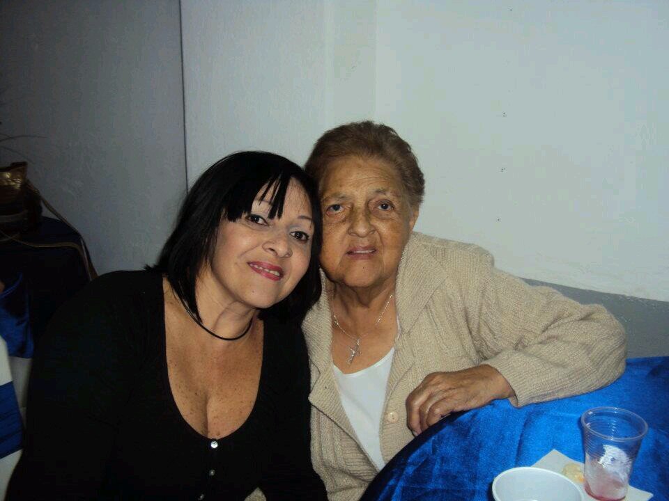 Abogada. Madre de un gran hombre, te amo hijo. Abuela de Isa te amo.