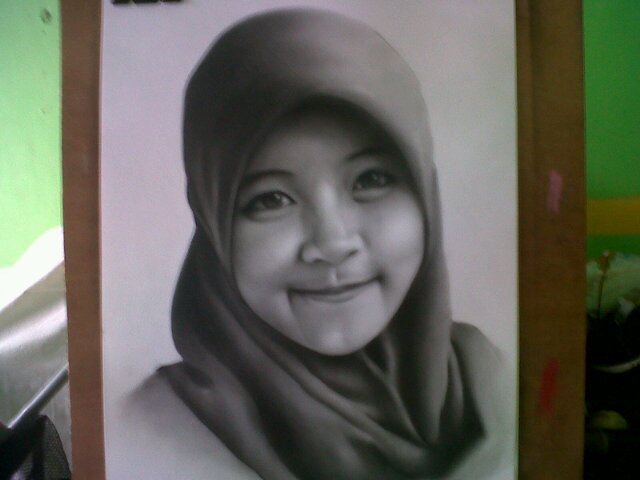 lukissswajah's profile picture. Dapat dijadikan hadiah untuk orang yang disayang. Seperti orangtua, pacar, sahabat atau gebetan.