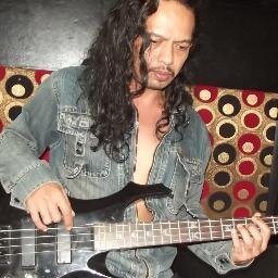 Vocalist HTGT and Bad Sullivan