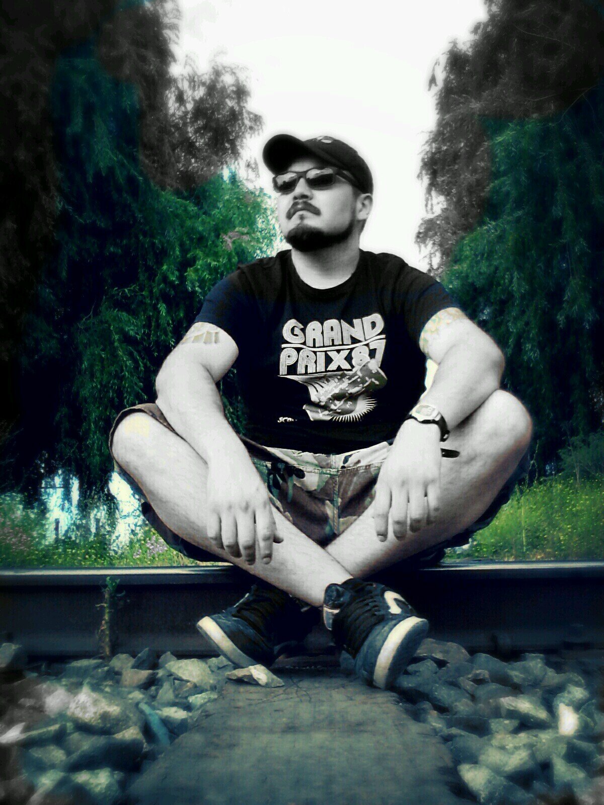 gory_fbs's profile picture. Un hombre valiente, un verdadero luchador no se mide por cuantas veces cae, pero si por cuantas veces se pone en pie