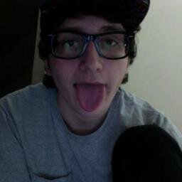 I LIKE SEEING U SMILE SO DO IT!!! RIGHT NOW!!! OH MY GOODNESS UR A BABE!!! #SNCKCREW #POSIPOSSE