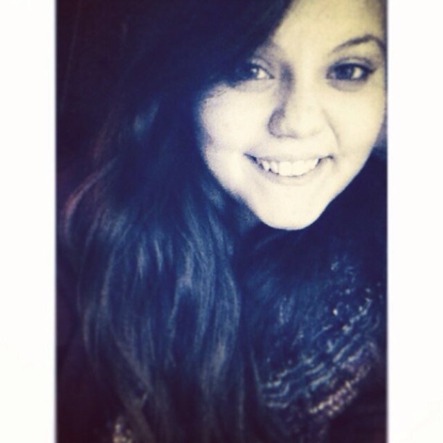 Hey guys I'm Shelley :) I wanna help people who have anything going on in there life from a non self harmer POV and thru Christ kik:Shelleyy14 #IDoCare