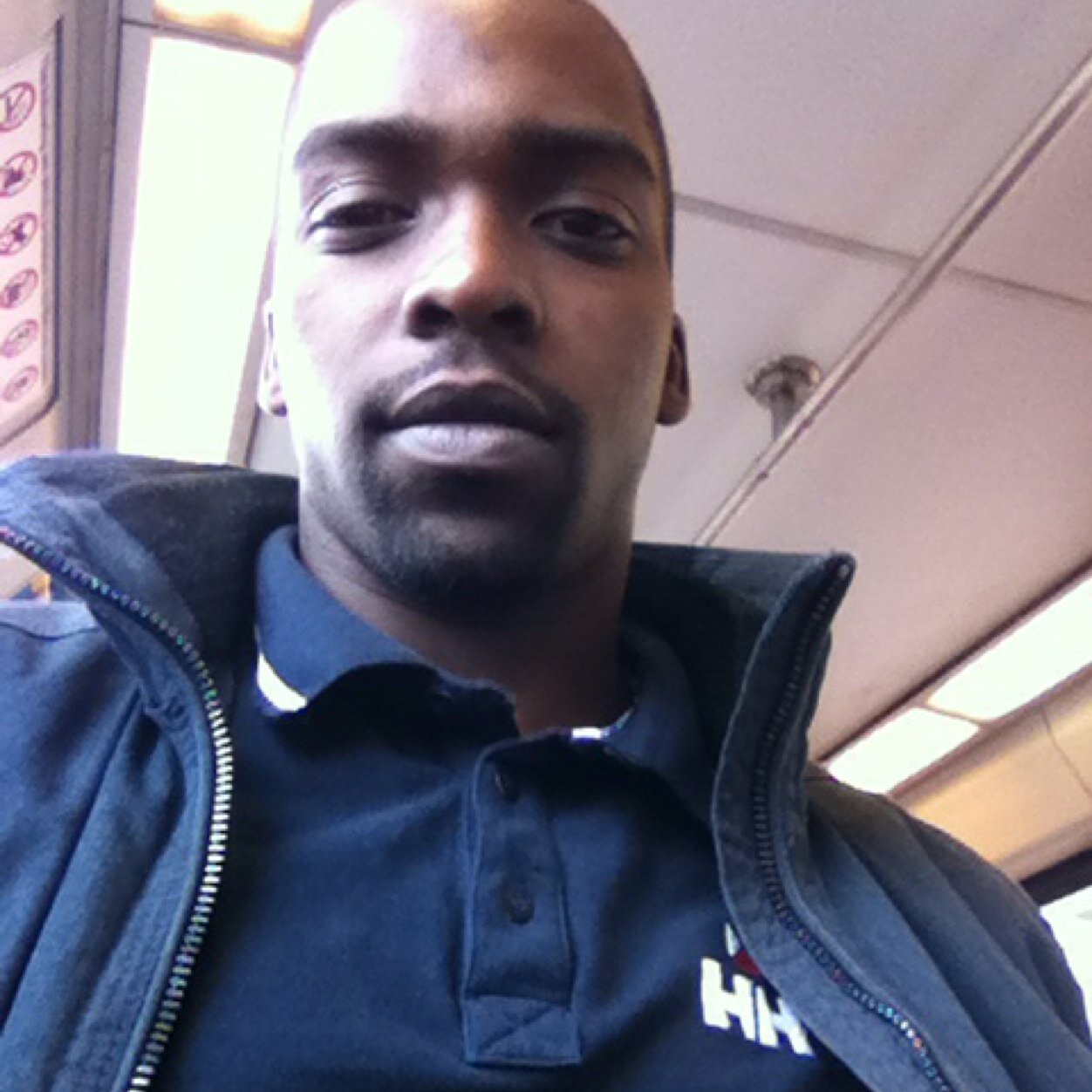 smok3_wit_me_22's profile picture. Im a money maker and a heem flazer