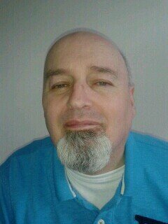 Church Planter/leader loves wife and daughter disciple of Jesus!SupportsToronto Maple Leafs and Chelsea supporter. :-)
