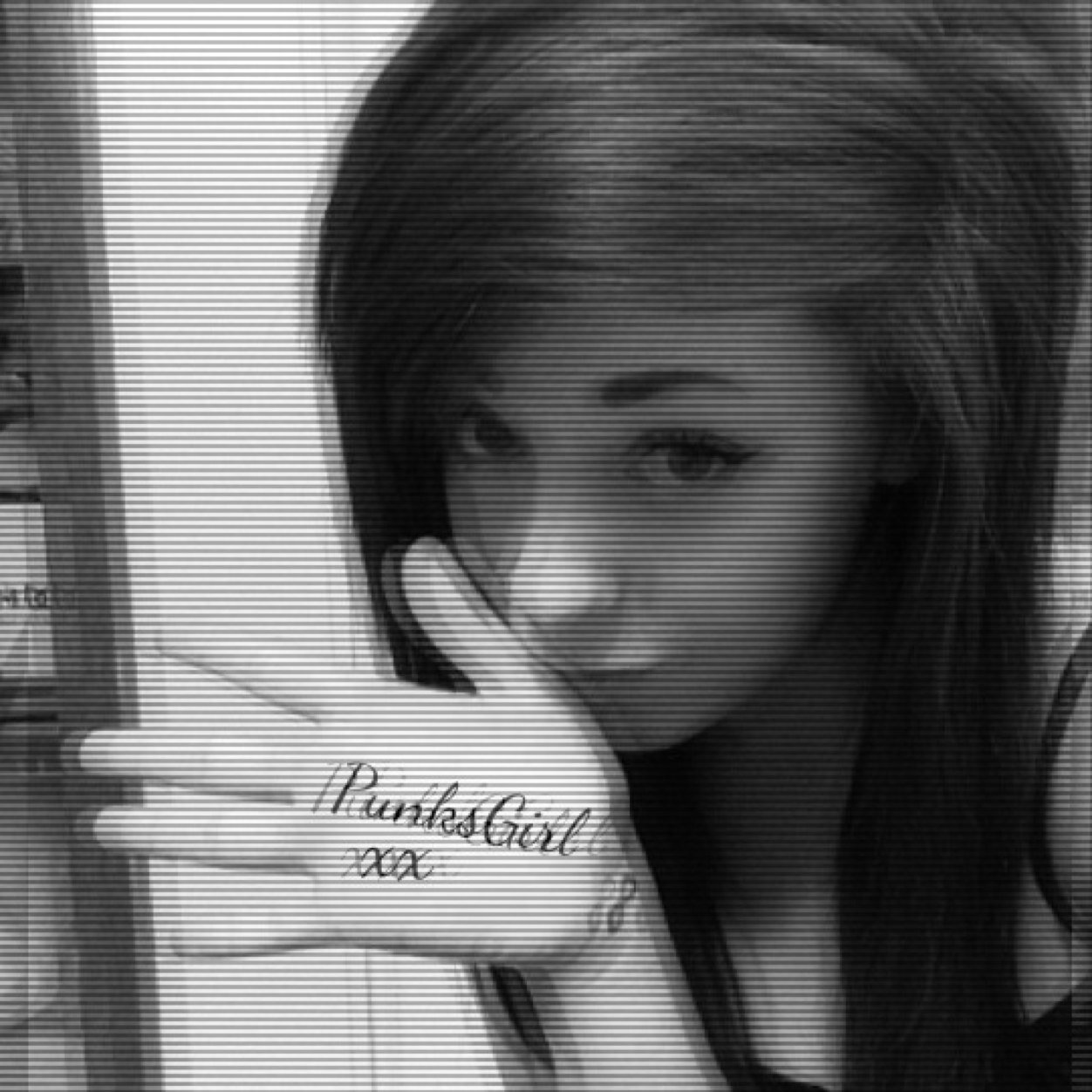 PunksGirI's profile picture. 