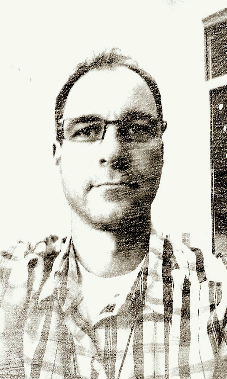 Applications Prototype Specialist at ESRI, technology critic and always curious