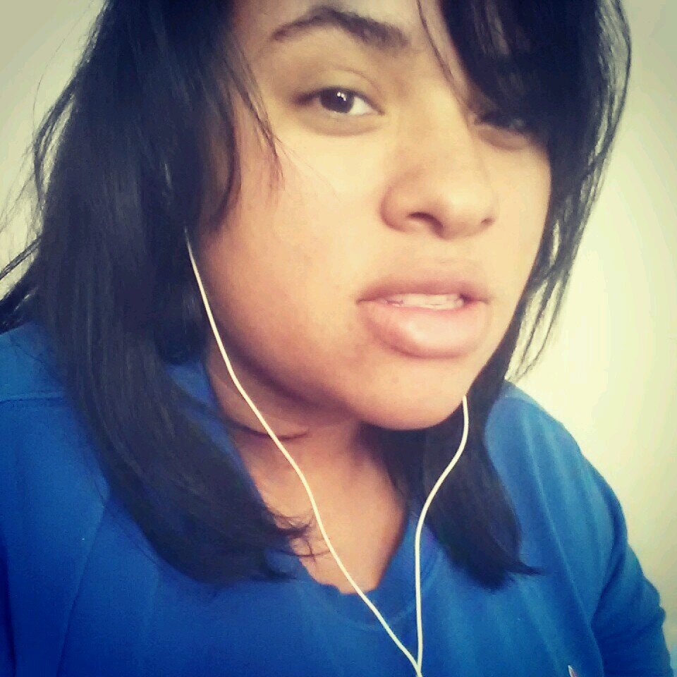 Chris/23 Never pretend to be someone you cannot strive to be