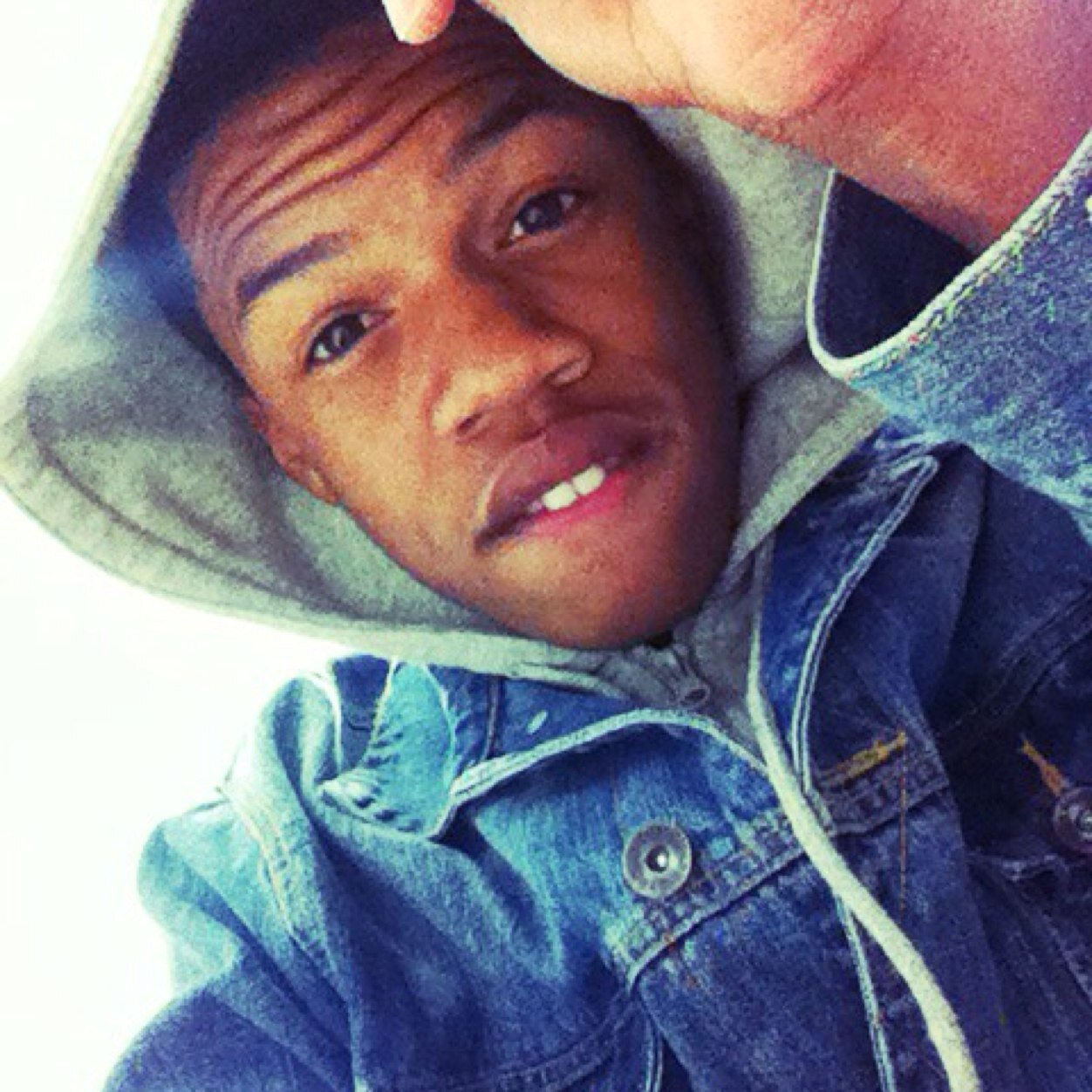 Im a freshman at CHS , oh ya ! music is my girlfriend  but Follow mee ☝️ kik me @musiQ_GOD & follow me on insta @musiQ_GOD_ but yaaaa ✌️