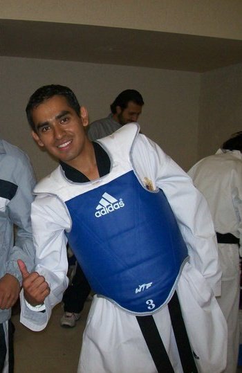 Taekwondoin, mochilero y amante de la comida.