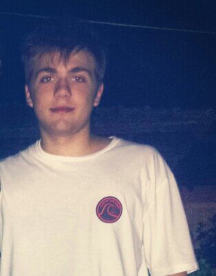 kevinpotulnisky's profile picture. “A VOS TE VA A VOLVER”