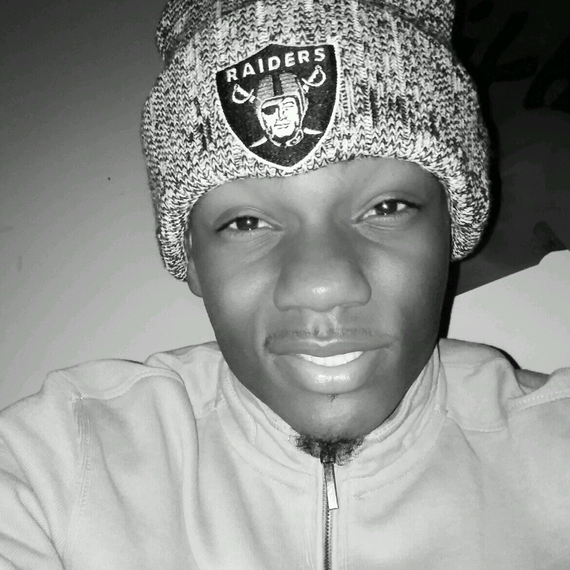 you laugh because I'm different I laugh because your all the same #TMT