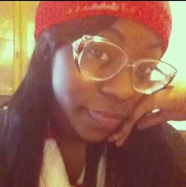 Living . . . .                                                                IG: xKesh_ ♥                               Kik: xkesh_