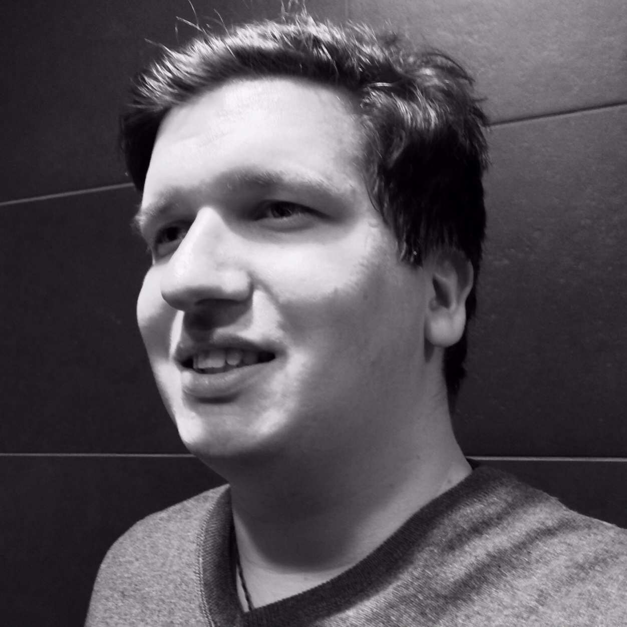 Founder @returnbob @peektastic_hq liebt herausforderungen, wandern fotografieren, technologie, glück ist eine lebenseinstellung #lebenseinstellung
