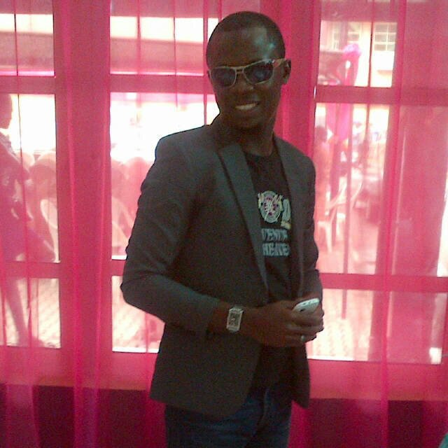 Hotunbar's profile picture. I may not from the Hood but I understand the street!