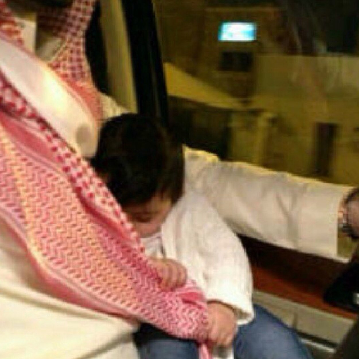 اللهم احسن عاقبتنآ في الاموور كلها.
