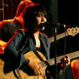 fanbase from Drizzgautisha
official account @drizzgautisha
followed by her 140110 ♥