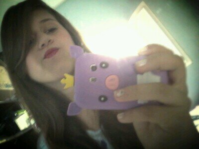 Minha mozona *-* so minha ! Te amo mozona @Vish_LiviaM .. aqi