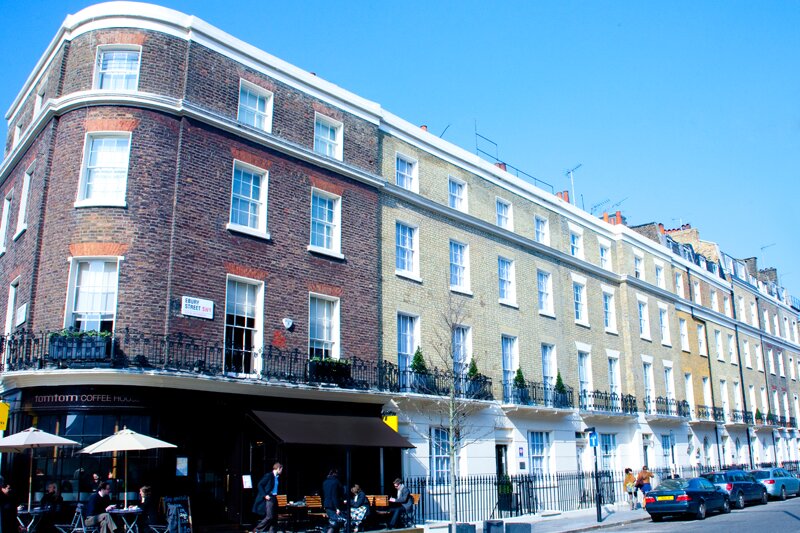 BELGRAVIA ROOMS is a competitively-priced London budget hotel only a few minutes' walk from Victoria station, Chelsea, Westminster and Buckingham Palace
