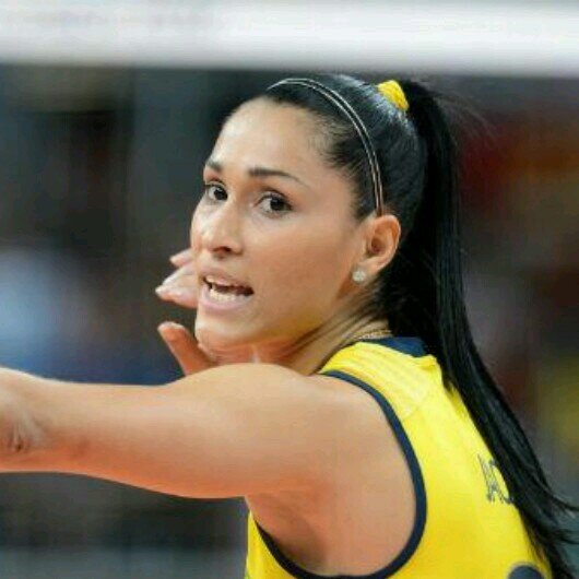 fã da Jaqueline Carvalho , ela é Bicampeã Olímpica , jogadorade volei do Brasil . Minha DIVA , minha inspiração! te amo @jaquelinevolei - 20/12/13