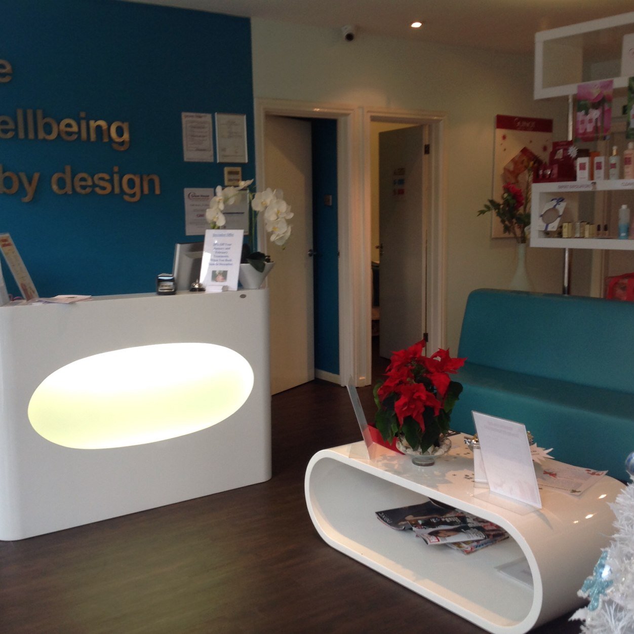 Pure Wellbeing by Design UK
FREE PARKING opp Tescos
We offer Guinot, Decleor, Jessica, Bio Sculpture, Ionithermie, LVL Lashes, Lash Perfect