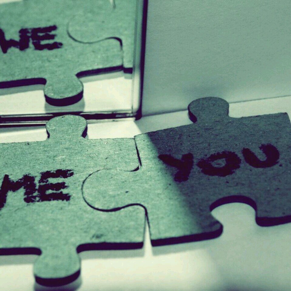 Indonesia354's profile picture. Avril lavigne - Keep holding on ||| Westlife - I wanna grow old with you.