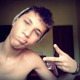 LuanMirandaSk8's profile picture. Rock na veia e skate na alma.