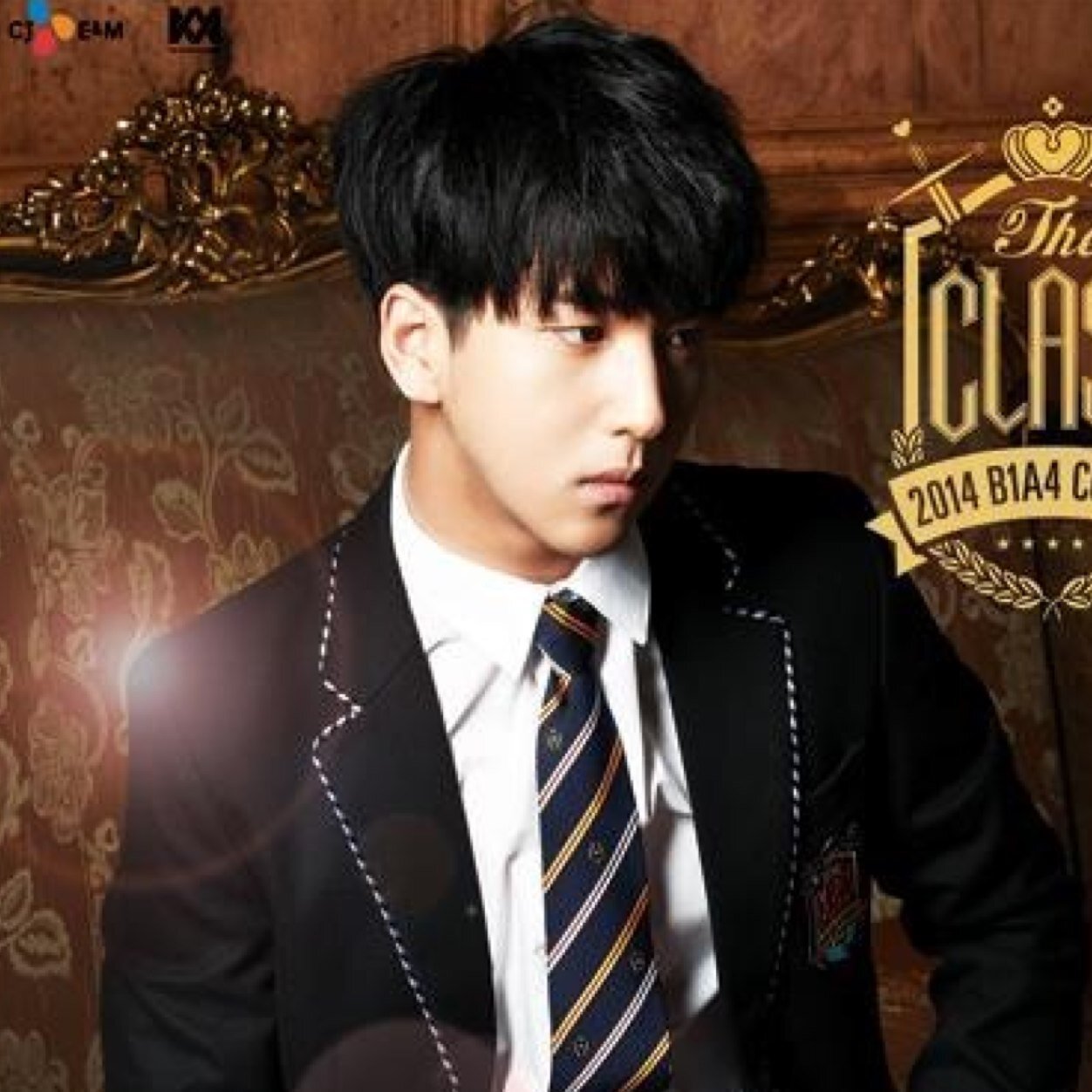 โย้ว! อันยอง ผม บาโร จาก วงสุดฮิตที่สุดในเกาหลี หล่อสุด รวยสุด น่ารักสุด เพลงฮิตสุด ... ไก่จ๋า..ได้ยินไหมว่าเสียงโร.. เอ้กอี้เอ้อ เอ้ก (?) *4.12.13* #SecretFam