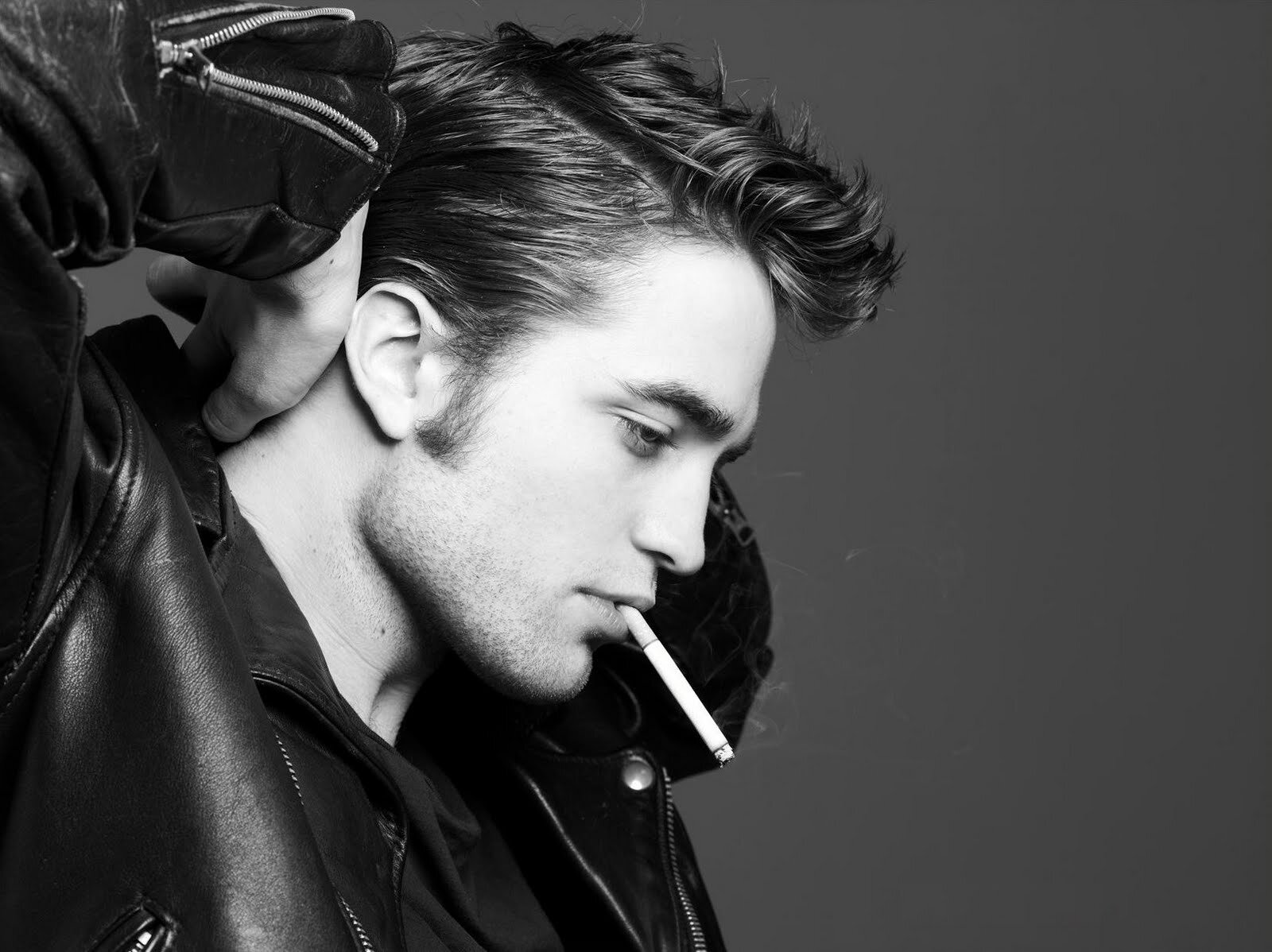 For the Love of Smokes! 

Everything on smokes, brands and the best advertisements in smoking history!