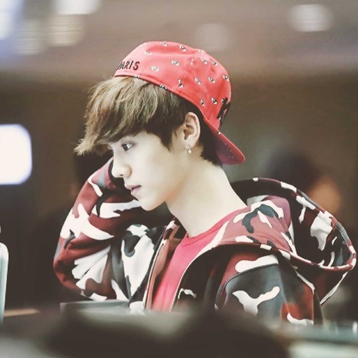 Hunhan w/ (ɔ˘з˘)ɔ @MYOSEHA94
