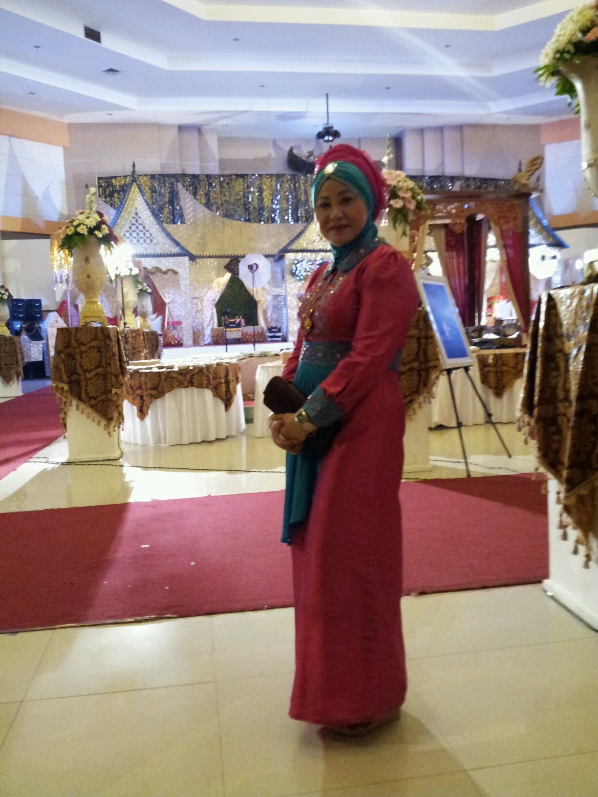 ermalindafauzi's profile picture. 