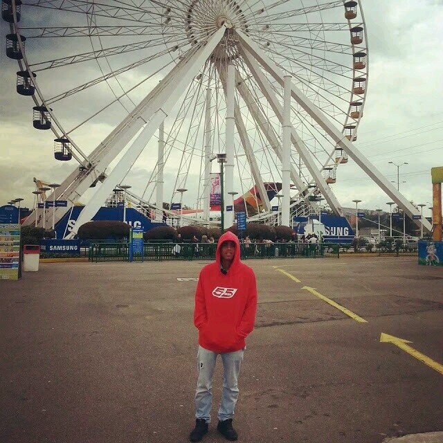 CamiloChica12's profile picture. 