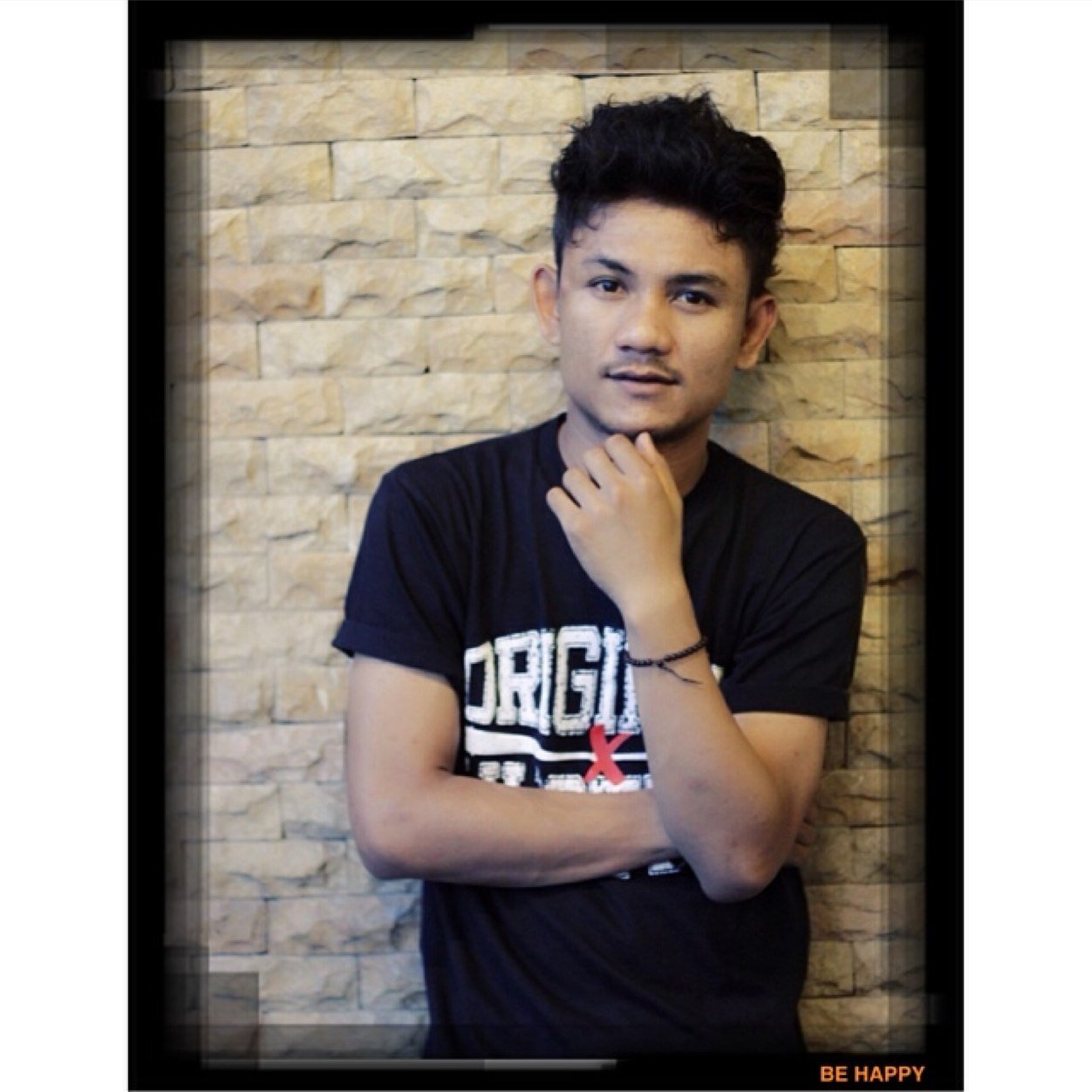 Guitar line in exPERMEND , Owner at PT. Eka pratama putra, I love photography, kreatif studio and konsep, talent agentcy!!