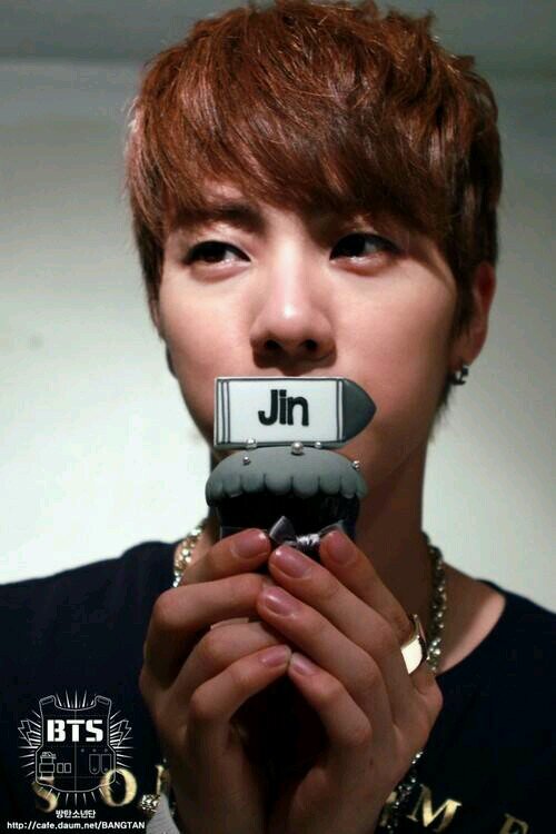 #96line หน้าฉันสวยไม่เท่าโลกฉันหรอก 5555555
 )`ε´( นางฟ้าบนหญ้าคา|พบรักที่รถไฟฟ้า ♥บังทันโซนยอนดัน♥ ♥บีซือทือ♥
