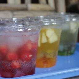 Es Buah Lampu Merah :
1. Es Semangka (Merah)
2. Es Mangga (Kuning)
3. Es Melon (Hijau)
Dijamin 100% Halal dan 100%Gula Asli | CP:08971609430 | Menerima Pesanan