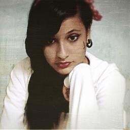 Rock, games, terror *U*
@CIubeFoIIowBack