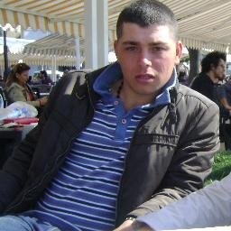 Grafiti Düşkünü Ve Yabancı Şarkı dinlemeyi Severim