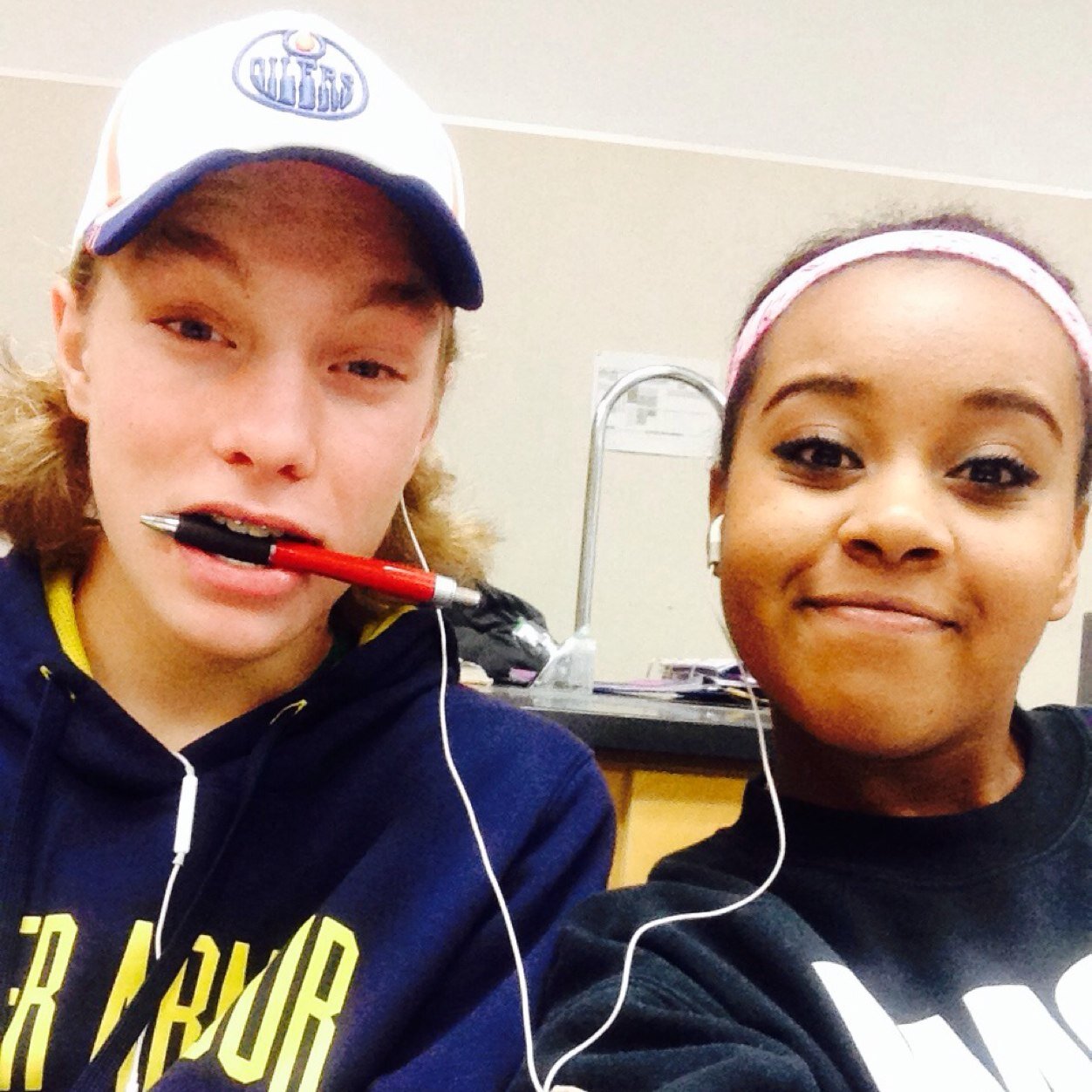 Hockey & Nish