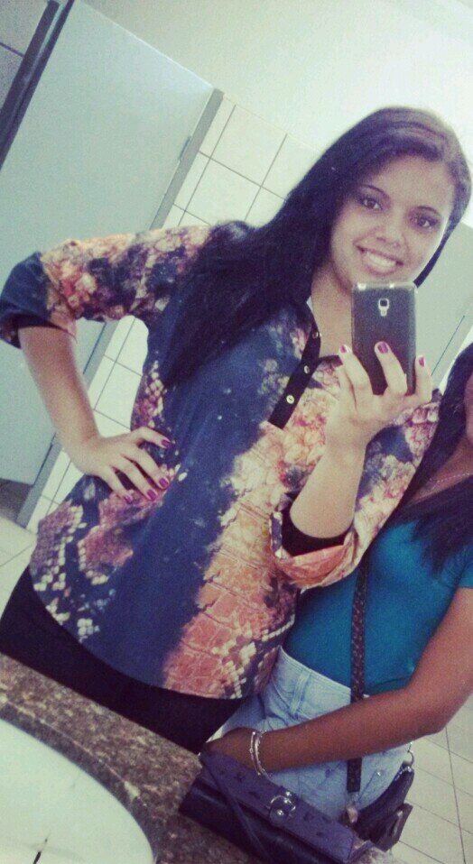 Nem Errada...Nem Perfeita...Apenas Feliiiiiz... *--------*