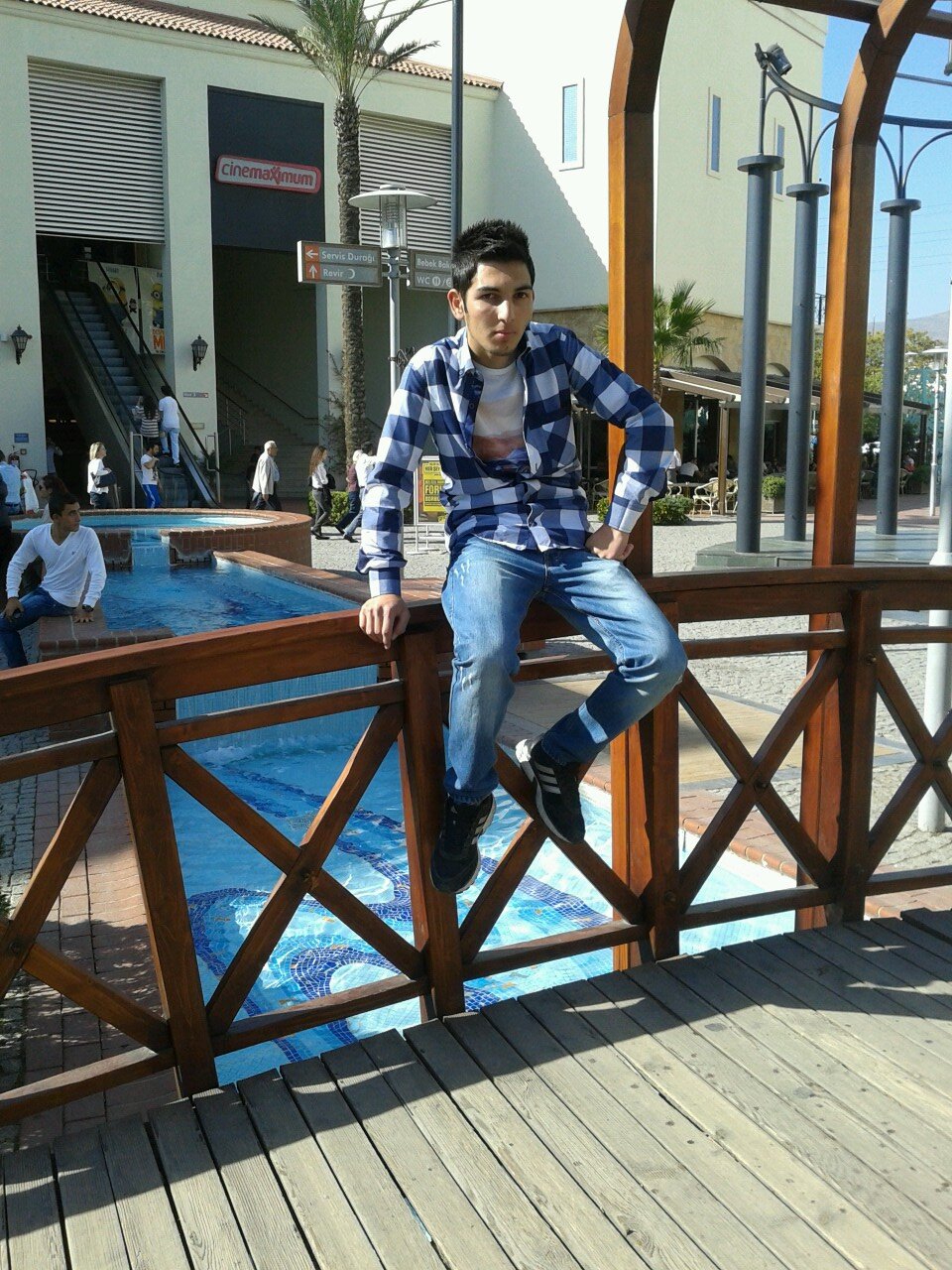 OnurGr1905's profile picture. 