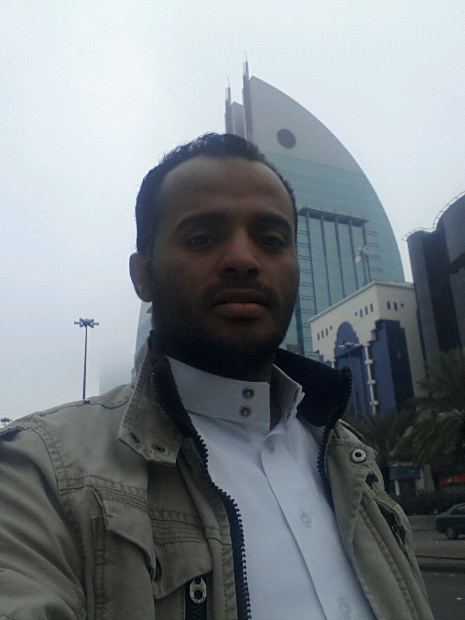 احذر دعوة المظلوم فانها مابينها وبين الله حجاب .....